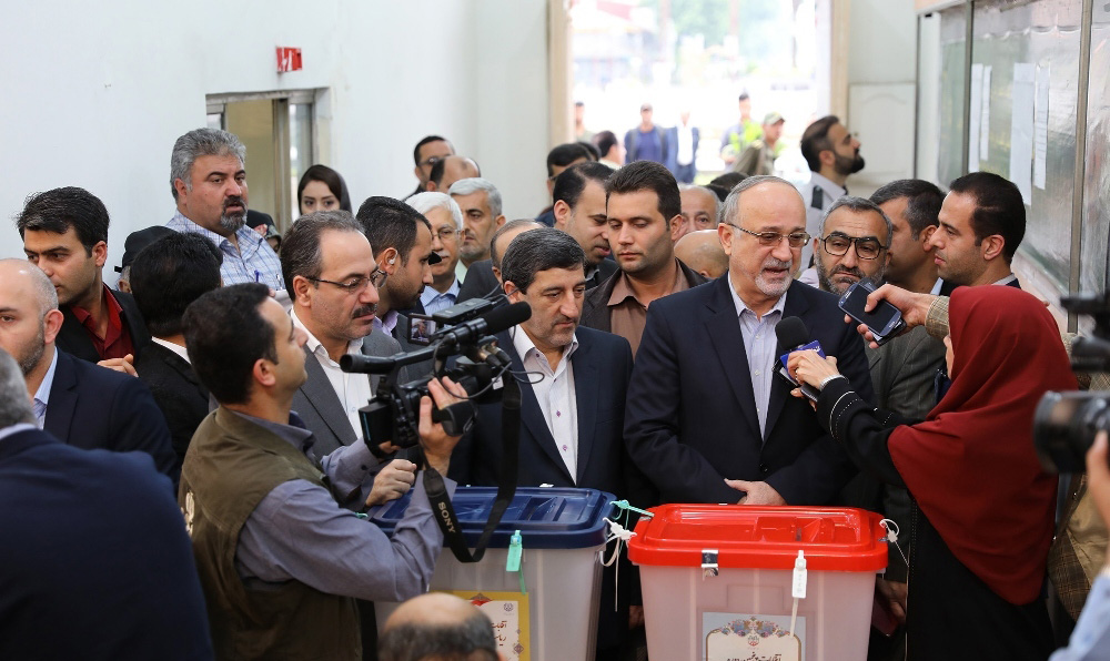 برگزاری انتخابات ریاست جمهوری و شورای شهر در رشت/به روایت تصویر