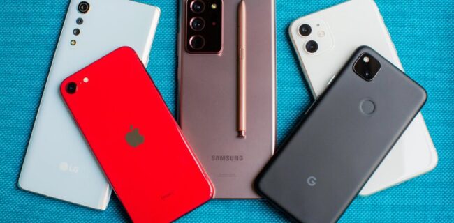 یادداشت/گوشی‌های هوشمند؛ راحتی یا وابستگی؟