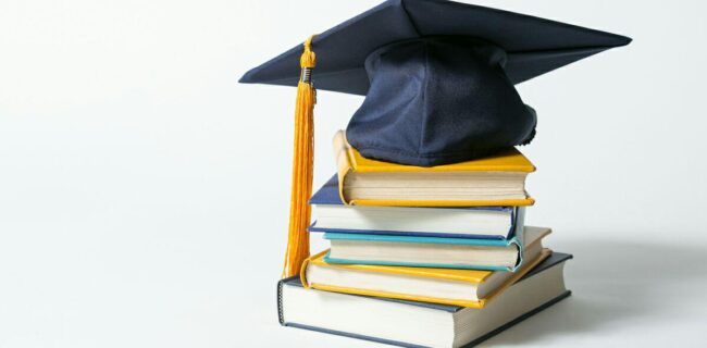 یادداشت/دانشجو؛ وجدان بیدار جامعه